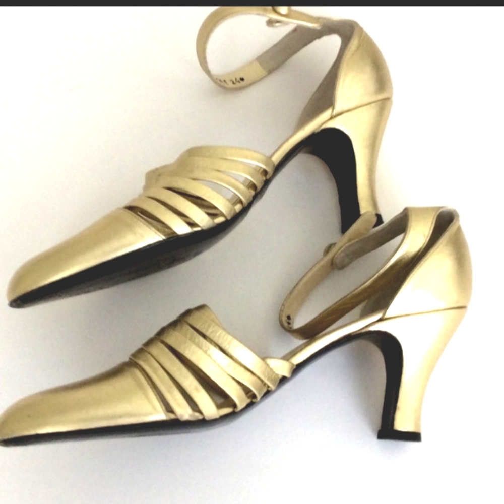 Vtg CHARLES JOURDAN Gold Leather FRANCE Closed Toes Luxury BARNEYS Heels Shoes 9 - Picture 2 of 12